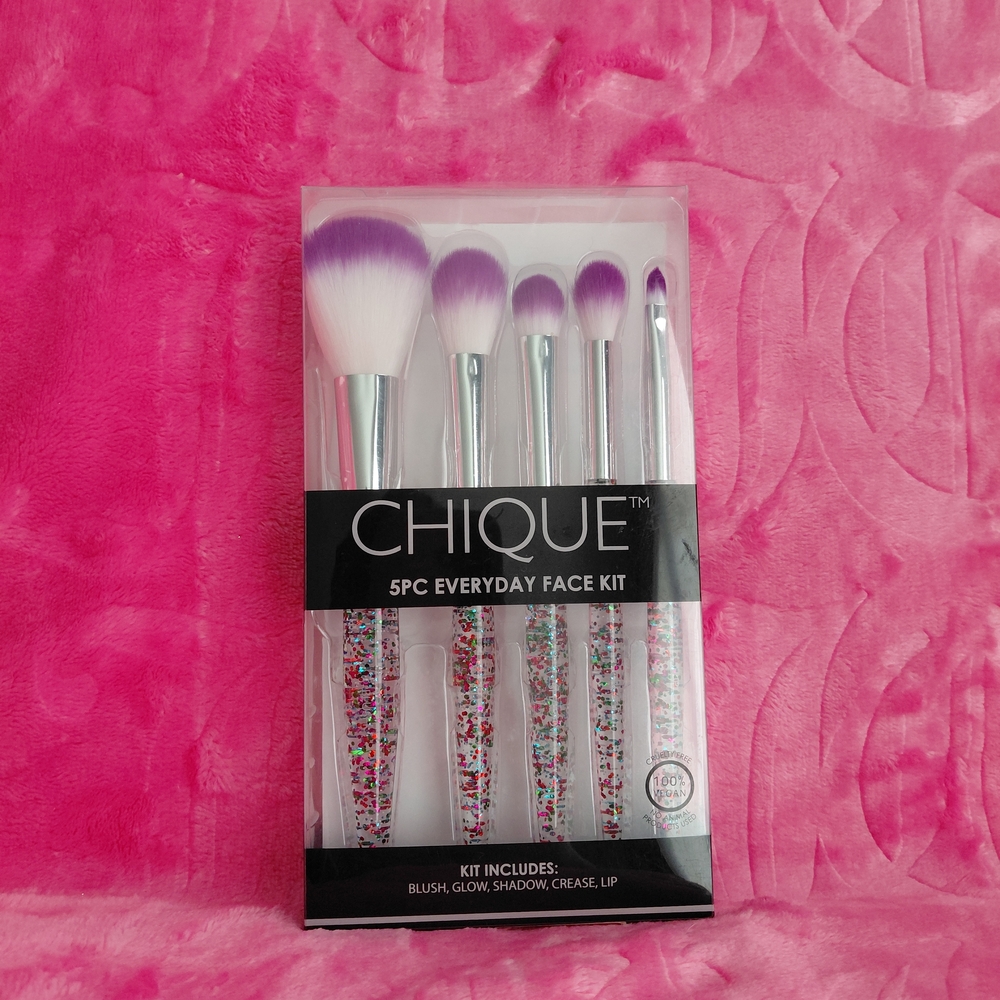 5-Piece Everyday Face Kit - Purple and Silver